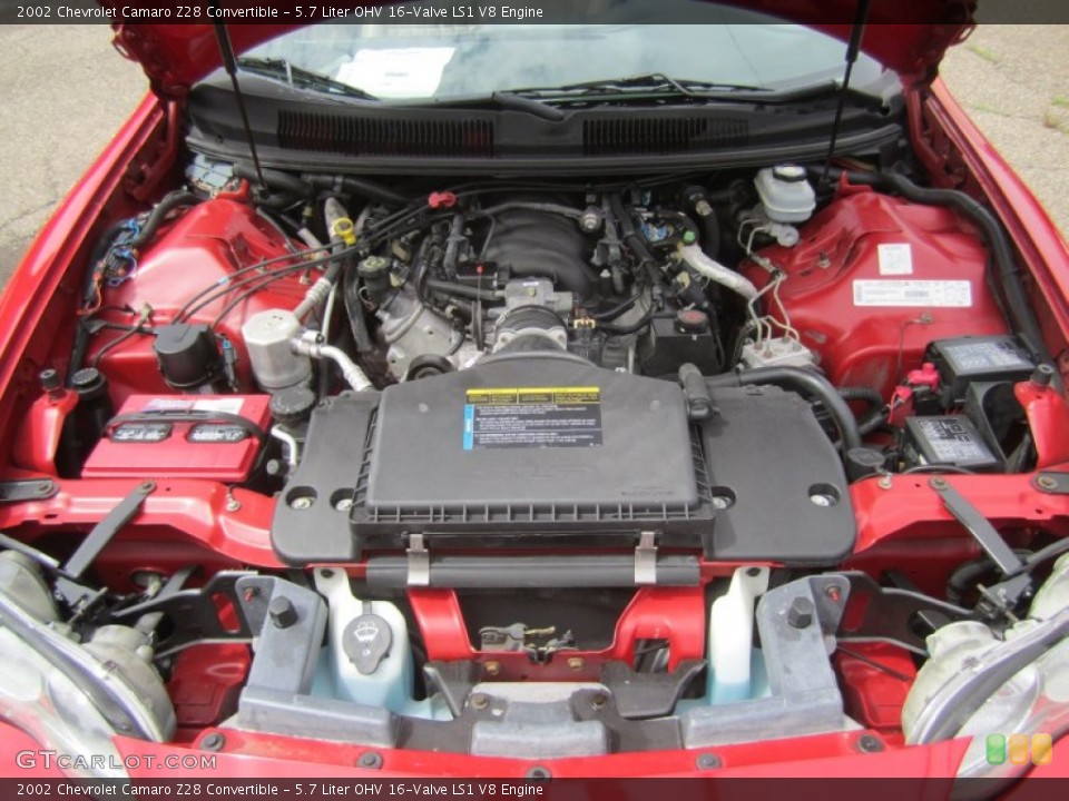 5.7 Liter OHV 16-Valve LS1 V8 2002 Chevrolet Camaro Engine