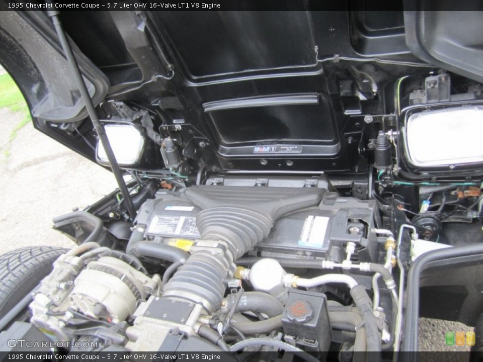 5.7 Liter OHV 16-Valve LT1 V8 Engine for the 1995 Chevrolet Corvette #83097641