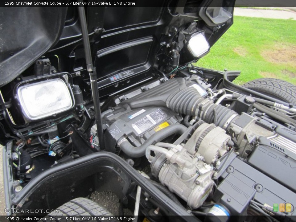 5.7 Liter OHV 16-Valve LT1 V8 Engine for the 1995 Chevrolet Corvette #83097676