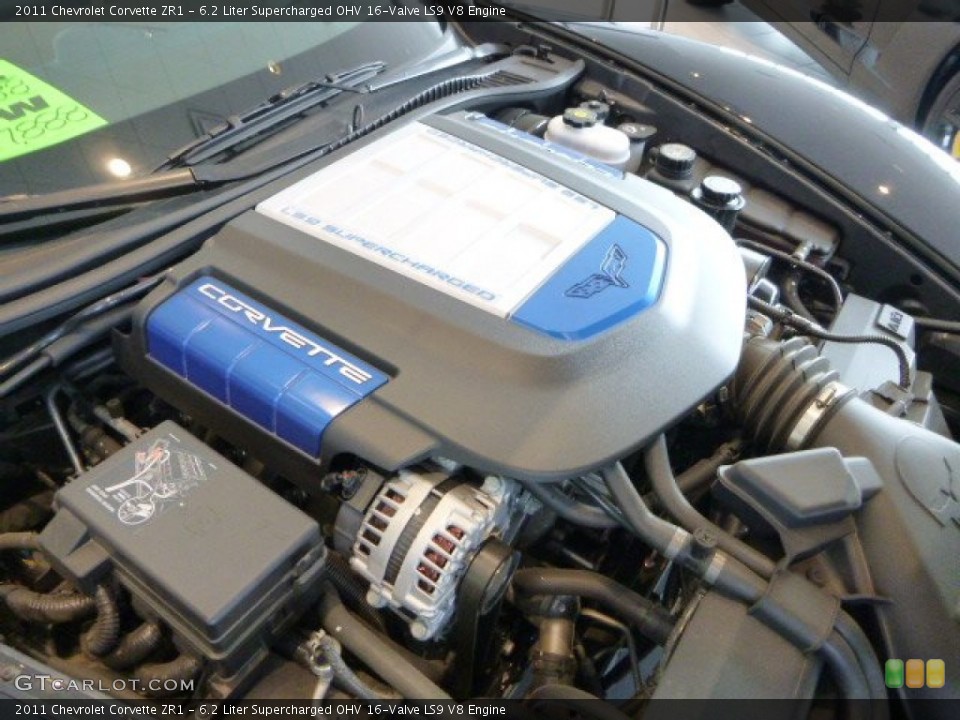 6.2 Liter Supercharged OHV 16-Valve LS9 V8 Engine for the 2011 Chevrolet Corvette #83346156
