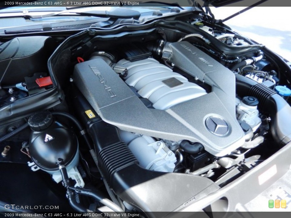 6.3 Liter AMG DOHC 32-Valve V8 2009 Mercedes-Benz C Engine