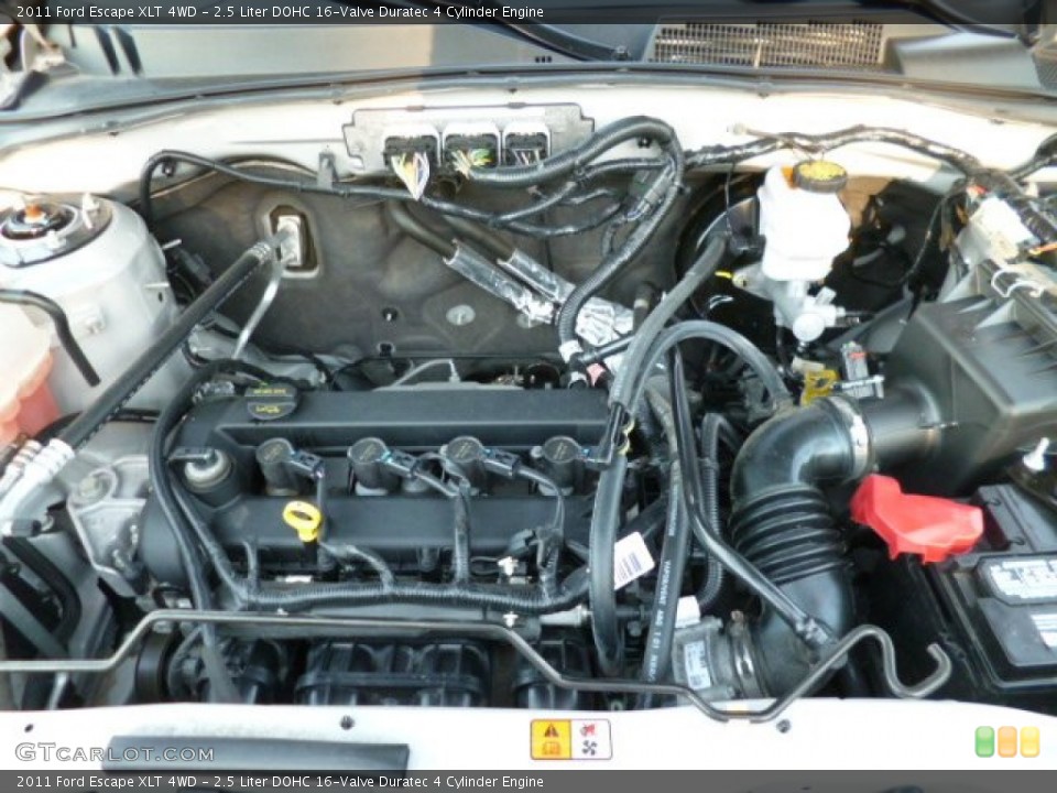2.5 Liter DOHC 16-Valve Duratec 4 Cylinder Engine for the 2011 Ford Escape #83940535