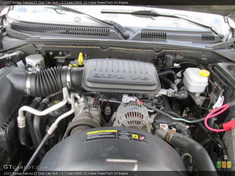 3.7 Liter SOHC 12-Valve PowerTech V6 Engine for the 2007 Dodge Dakota #84023064