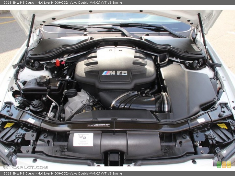 4.0 Liter M DOHC 32-Valve Double-VANOS VVT V8 Engine for the 2013 BMW M3 #84333318
