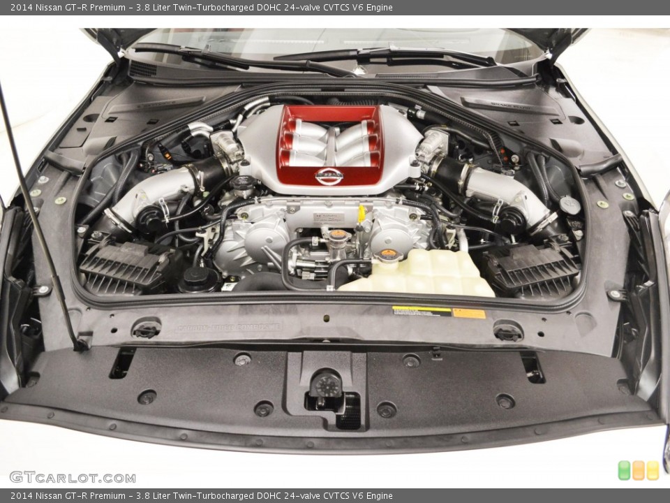 3.8 Liter Twin-Turbocharged DOHC 24-valve CVTCS V6 Engine for the 2014 Nissan GT-R #84394017
