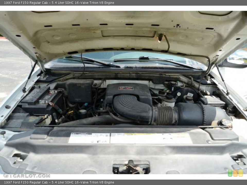 5.4 Liter SOHC 16-Valve Triton V8 1997 Ford F150 Engine