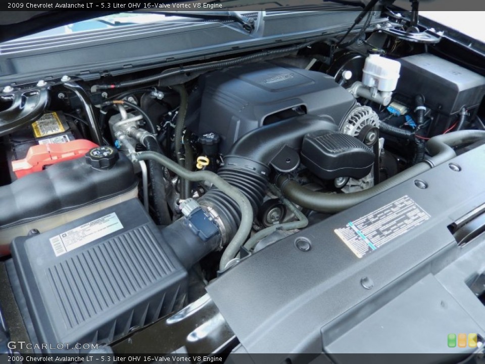 5.3 Liter OHV 16-Valve Vortec V8 2009 Chevrolet Avalanche Engine