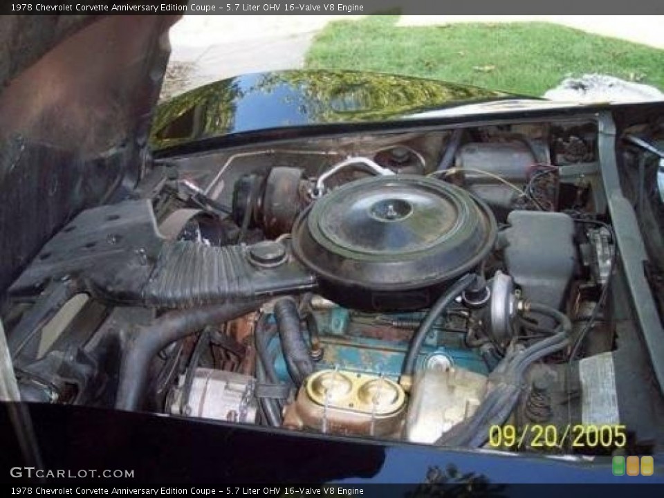 5.7 Liter OHV 16-Valve V8 1978 Chevrolet Corvette Engine