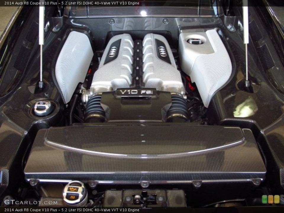 5.2 Liter FSI DOHC 40-Valve VVT V10 Engine for the 2014 Audi R8 #85293834