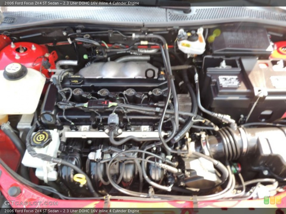 2.3 Liter DOHC 16V Inline 4 Cylinder 2006 Ford Focus Engine