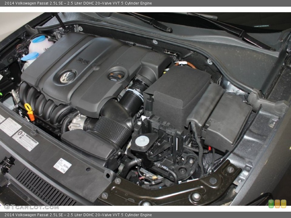 2.5 Liter DOHC 20-Valve VVT 5 Cylinder Engine for the 2014 Volkswagen Passat #85567928