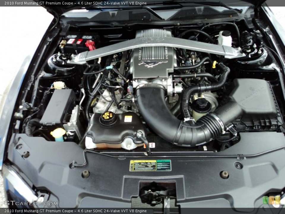4.6 Liter SOHC 24-Valve VVT V8 Engine for the 2010 Ford Mustang #85615831