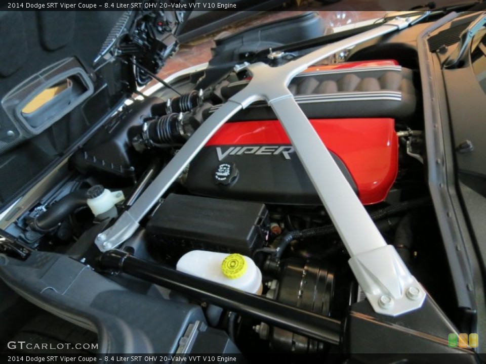 8.4 Liter SRT OHV 20-Valve VVT V10 Engine for the 2014 Dodge SRT Viper #85815205