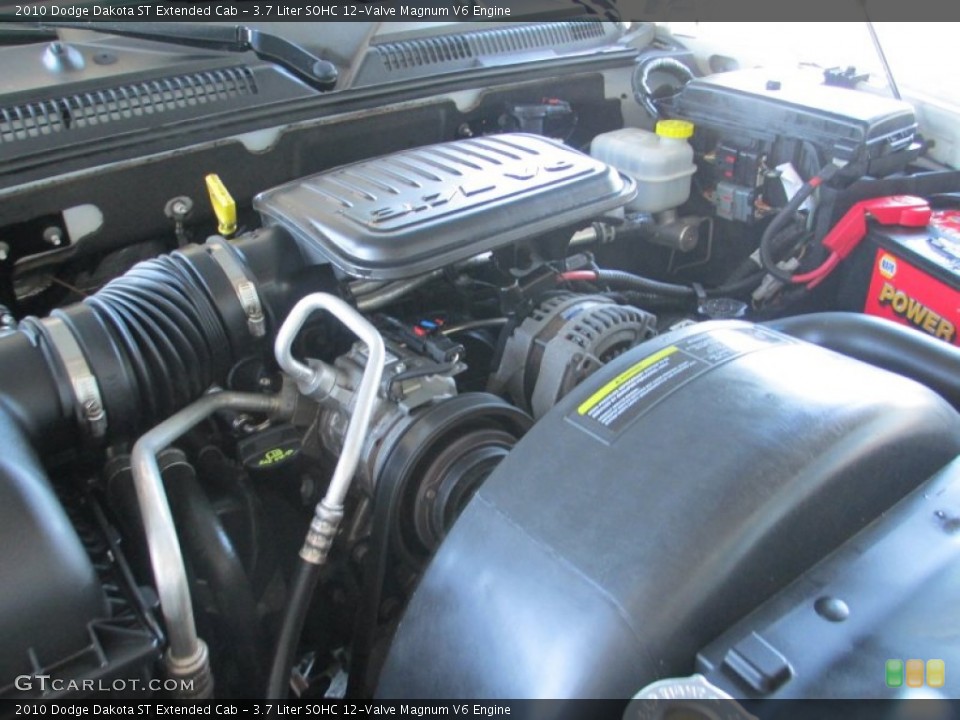 3.7 Liter SOHC 12-Valve Magnum V6 Engine for the 2010 Dodge Dakota #85852441