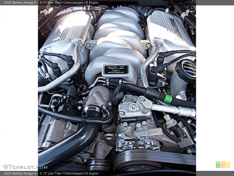 6.75 Liter Twin-Turbocharged V8 2005 Bentley Arnage Engine