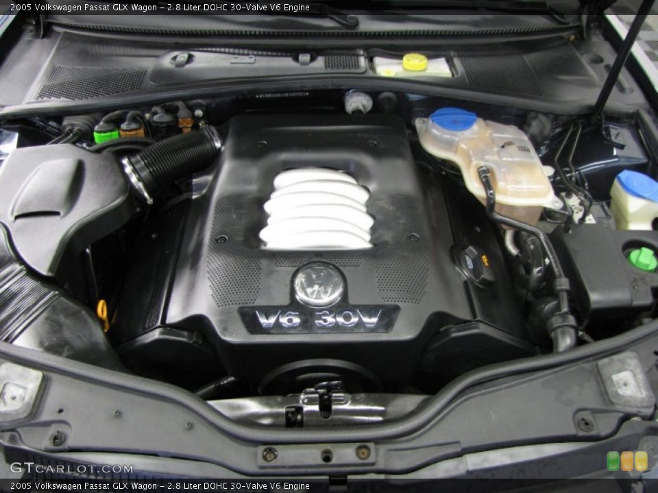 2.8 Liter DOHC 30-Valve V6 Engine for the 2005 Volkswagen Passat #86834117