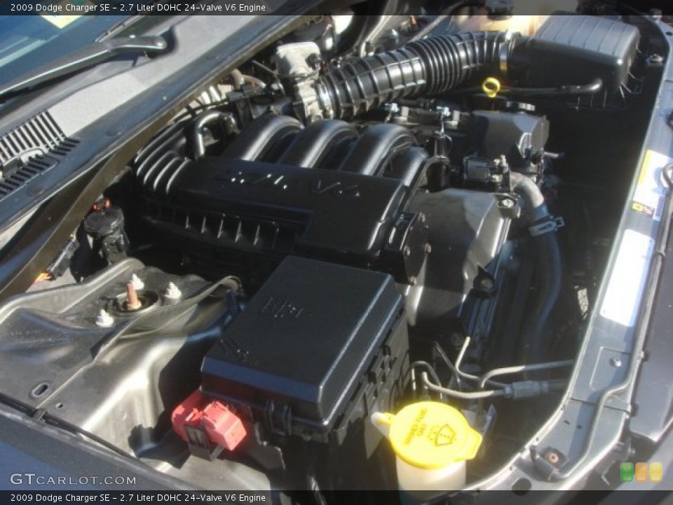 2.7 Liter DOHC 24-Valve V6 2009 Dodge Charger Engine