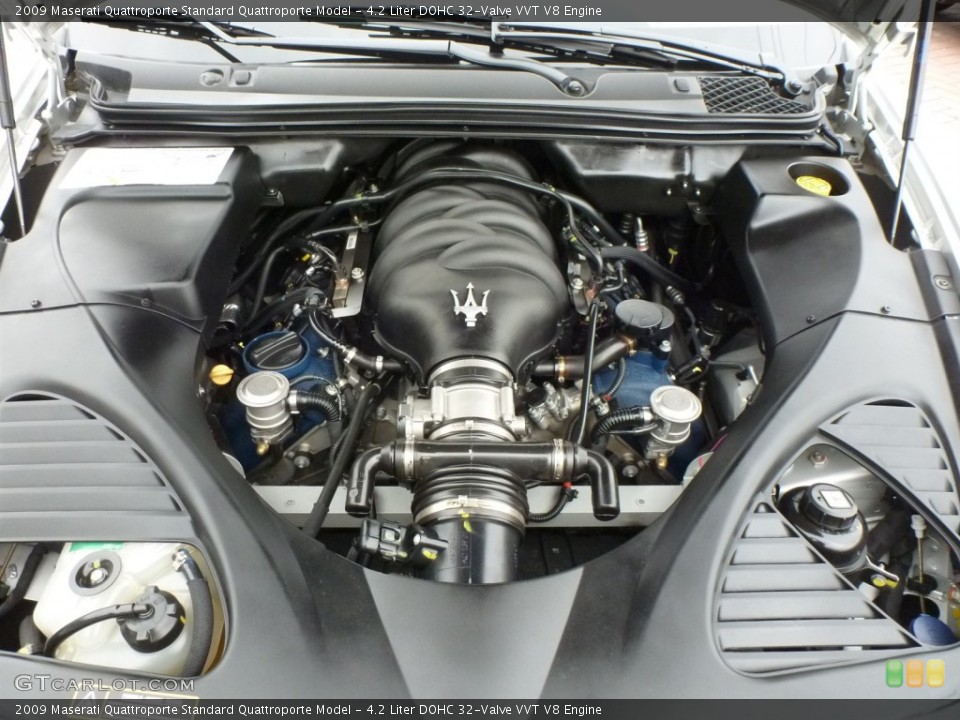 4.2 Liter DOHC 32-Valve VVT V8 2009 Maserati Quattroporte Engine