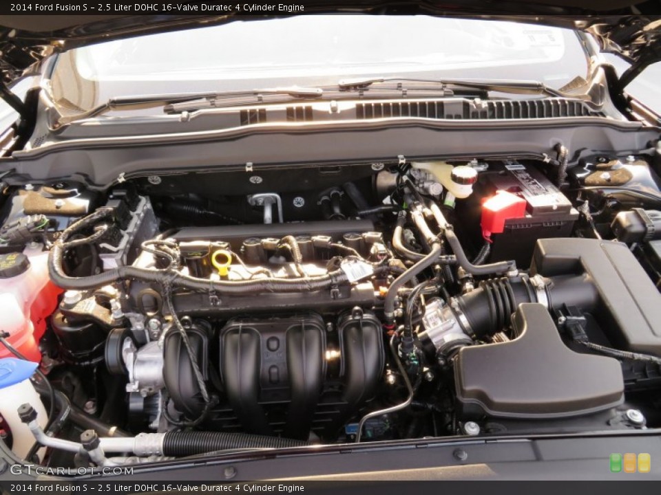 2.5 Liter DOHC 16-Valve Duratec 4 Cylinder Engine for the 2014 Ford Fusion #87843374