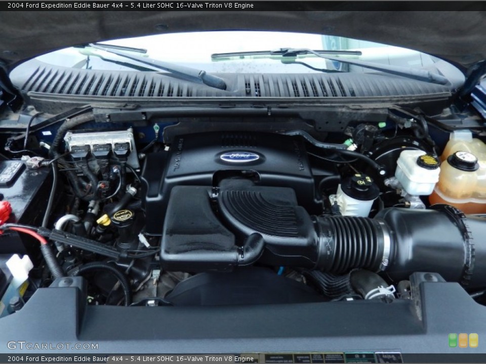 5.4 Liter SOHC 16-Valve Triton V8 Engine for the 2004 Ford Expedition #88140947