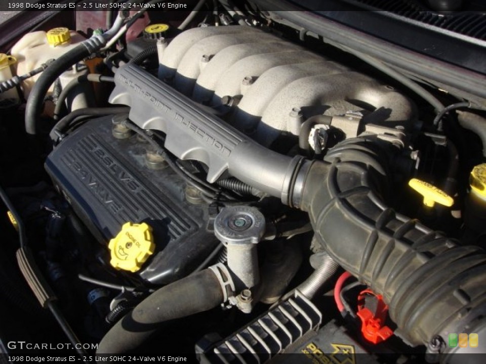 2.5 Liter SOHC 24-Valve V6 1998 Dodge Stratus Engine
