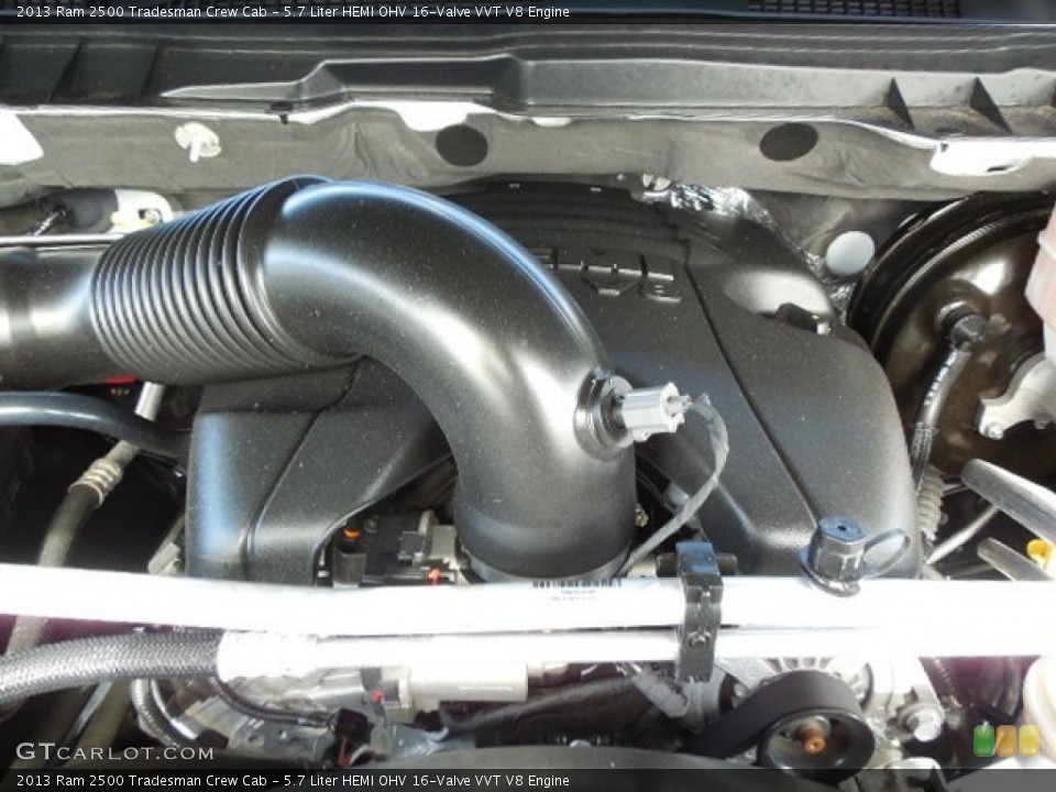 5.7 Liter HEMI OHV 16-Valve VVT V8 2013 Ram 2500 Engine