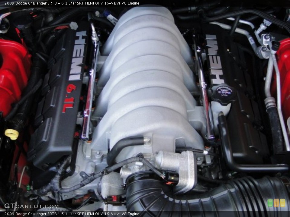 6.1 Liter SRT HEMI OHV 16-Valve V8 2009 Dodge Challenger Engine