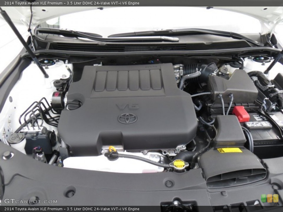 3.5 Liter DOHC 24-Valve VVT-i V6 Engine for the 2014 Toyota Avalon #88547629