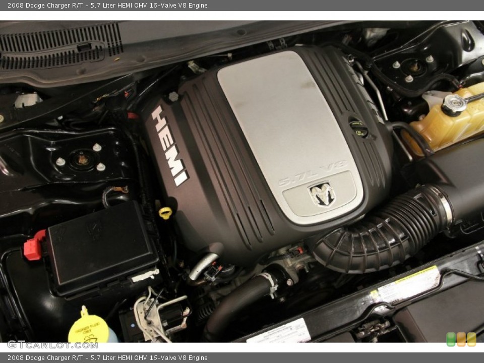 5.7 Liter HEMI OHV 16-Valve V8 2008 Dodge Charger Engine
