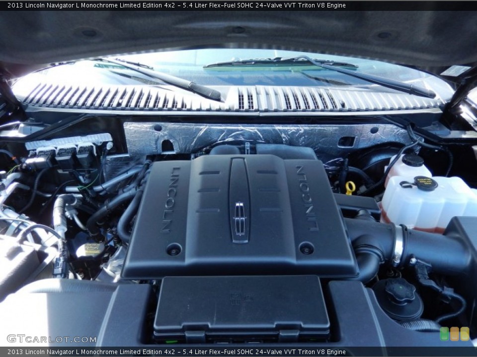 5.4 Liter Flex-Fuel SOHC 24-Valve VVT Triton V8 Engine for the 2013 Lincoln Navigator #88744515