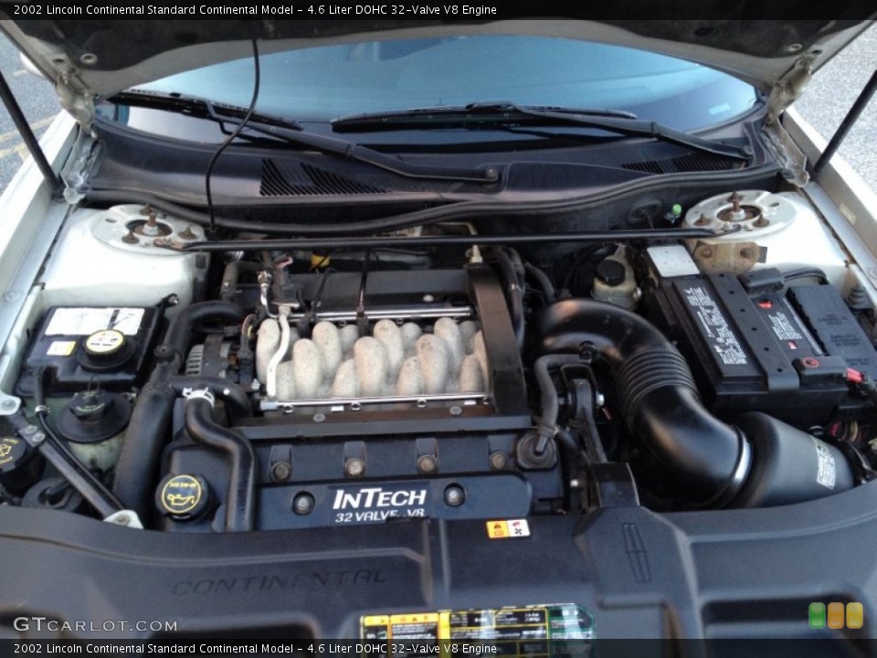 46 Liter Dohc 32 Valve V8 Engine For The 2002 Lincoln Continental