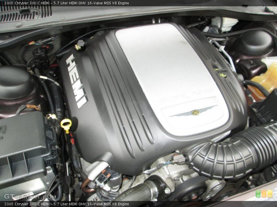 5.7 Liter HEMI OHV 16-Valve MDS V8 Engine for the 2005 Chrysler 300 #89168956