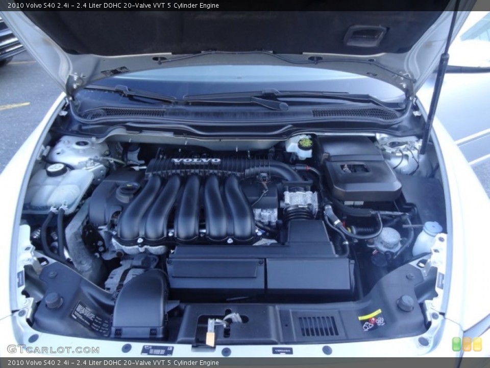 2.4 Liter DOHC 20-Valve VVT 5 Cylinder 2010 Volvo S40 Engine