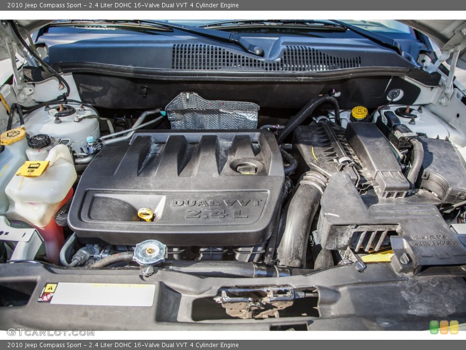 2.4 Liter DOHC 16-Valve Dual VVT 4 Cylinder Engine for the 2010 Jeep Compass #89871949