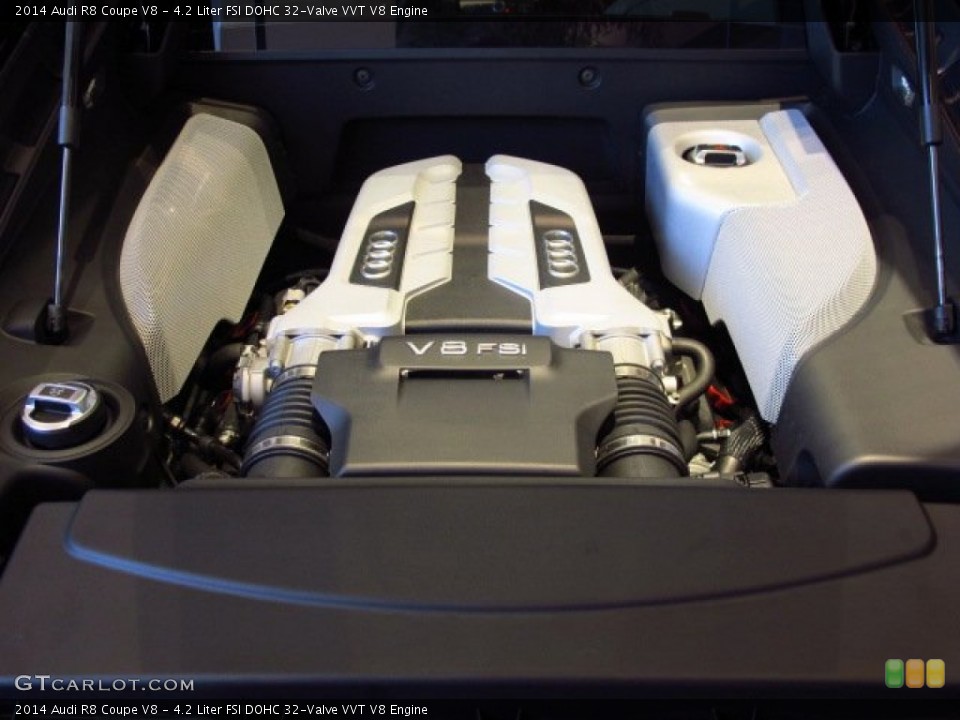 4.2 Liter FSI DOHC 32-Valve VVT V8 Engine for the 2014 Audi R8 #90331446