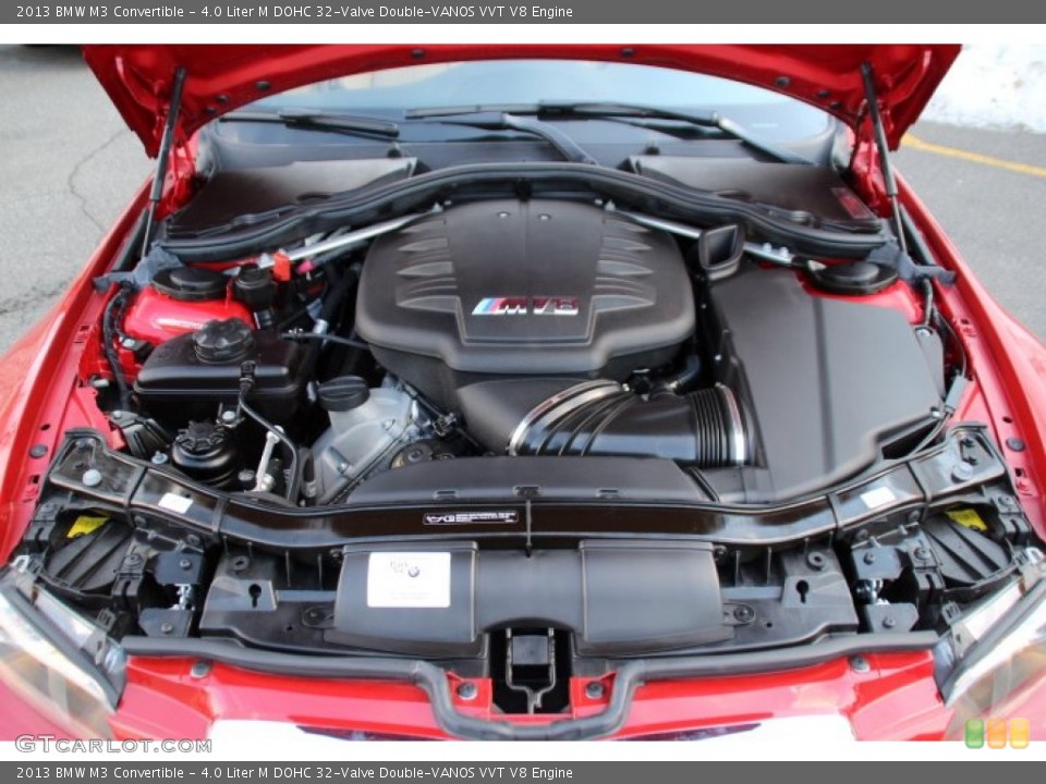 4.0 Liter M DOHC 32-Valve Double-VANOS VVT V8 Engine for the 2013 BMW M3 #90970588