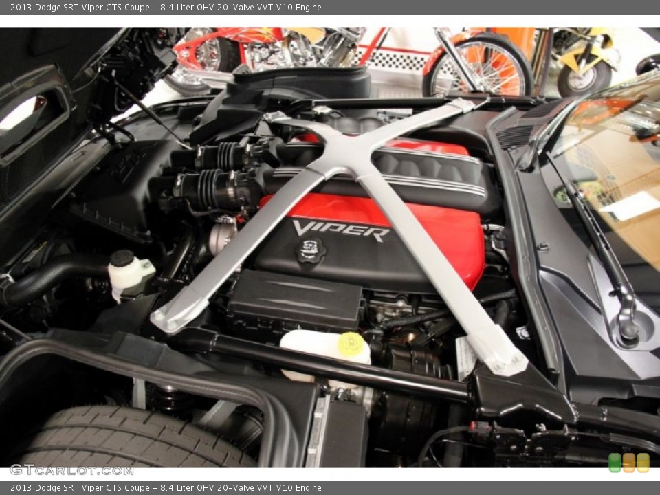 8.4 Liter OHV 20-Valve VVT V10 Engine for the 2013 Dodge SRT Viper #91283047