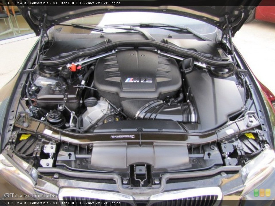 4.0 Liter DOHC 32-Valve VVT V8 2012 BMW M3 Engine