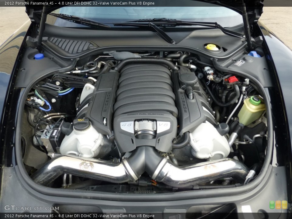 4.8 Liter DFI DOHC 32-Valve VarioCam Plus V8 2012 Porsche Panamera Engine