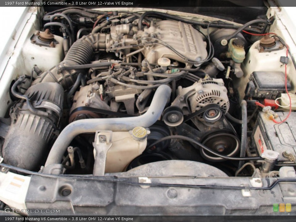 3.8 Liter OHV 12-Valve V6 1997 Ford Mustang Engine