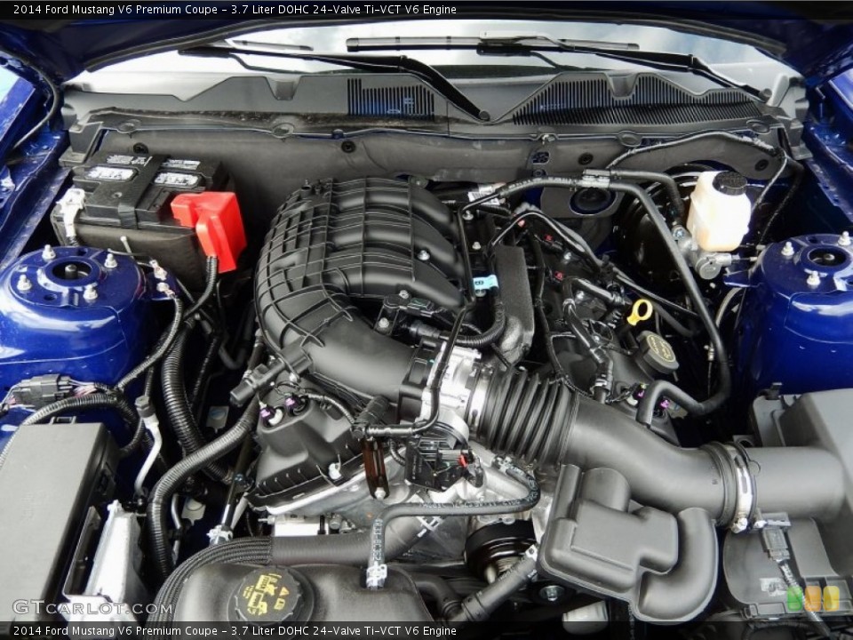 3.7 Liter DOHC 24-Valve Ti-VCT V6 Engine for the 2014 Ford Mustang #92609480