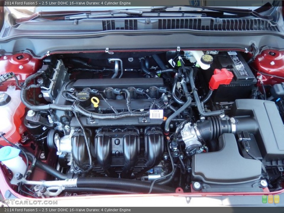2.5 Liter DOHC 16-Valve Duratec 4 Cylinder 2014 Ford Fusion Engine