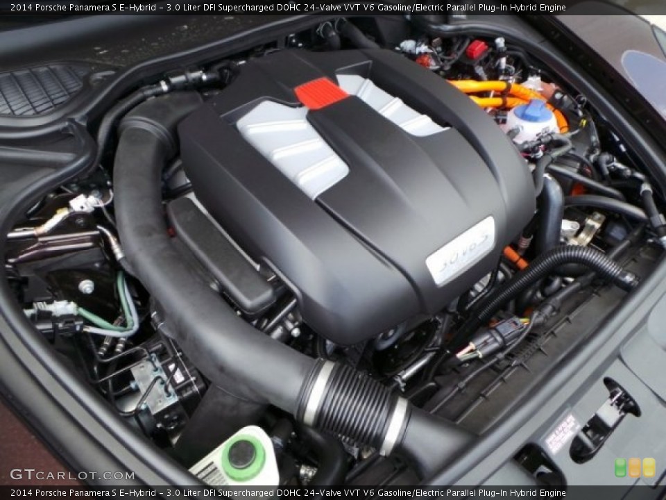 3.0 Liter DFI Supercharged DOHC 24-Valve VVT V6 Gasoline/Electric Parallel Plug-In Hybrid Engine for the 2014 Porsche Panamera #93811534