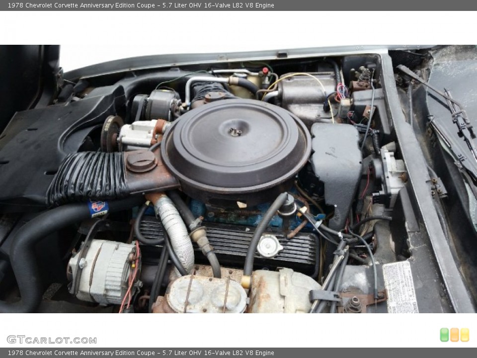 5.7 Liter OHV 16-Valve L82 V8 1978 Chevrolet Corvette Engine