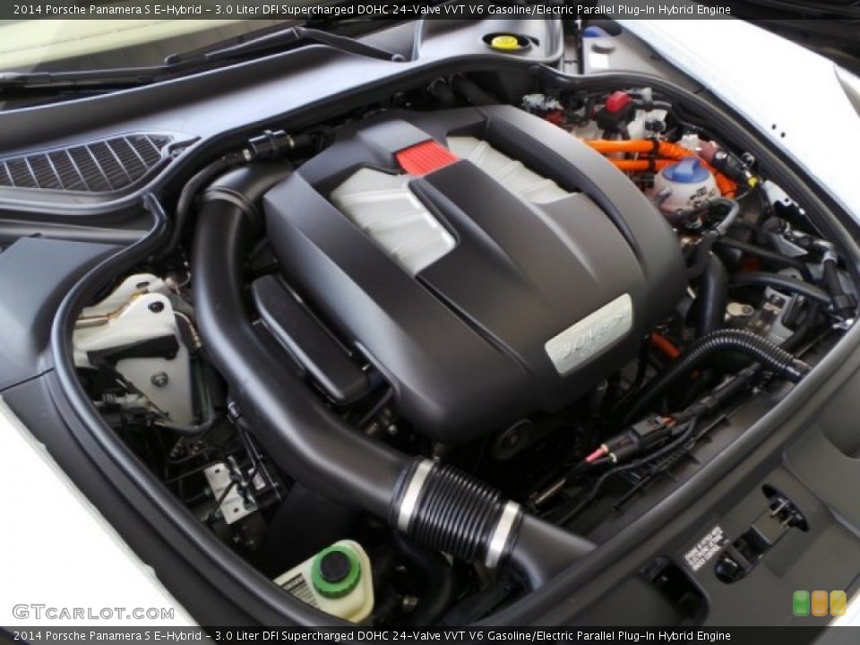 3.0 Liter DFI Supercharged DOHC 24-Valve VVT V6 Gasoline/Electric Parallel Plug-In Hybrid Engine for the 2014 Porsche Panamera #94523976