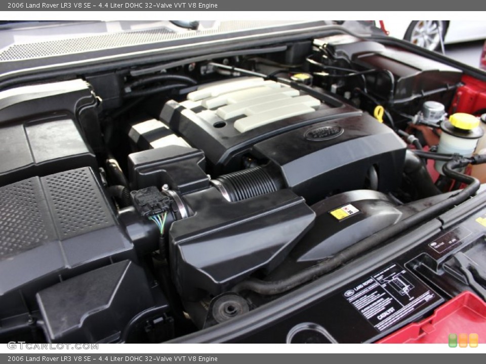 4.4 Liter DOHC 32-Valve VVT V8 2006 Land Rover LR3 Engine
