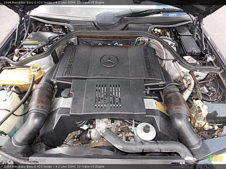 4.2 Liter DOHC 32-Valve V8 1994 Mercedes-Benz E Engine