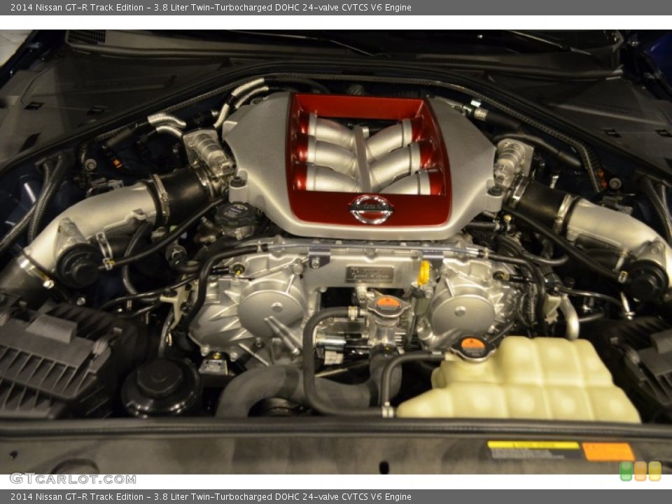 3.8 Liter Twin-Turbocharged DOHC 24-valve CVTCS V6 Engine for the 2014 Nissan GT-R #95666143