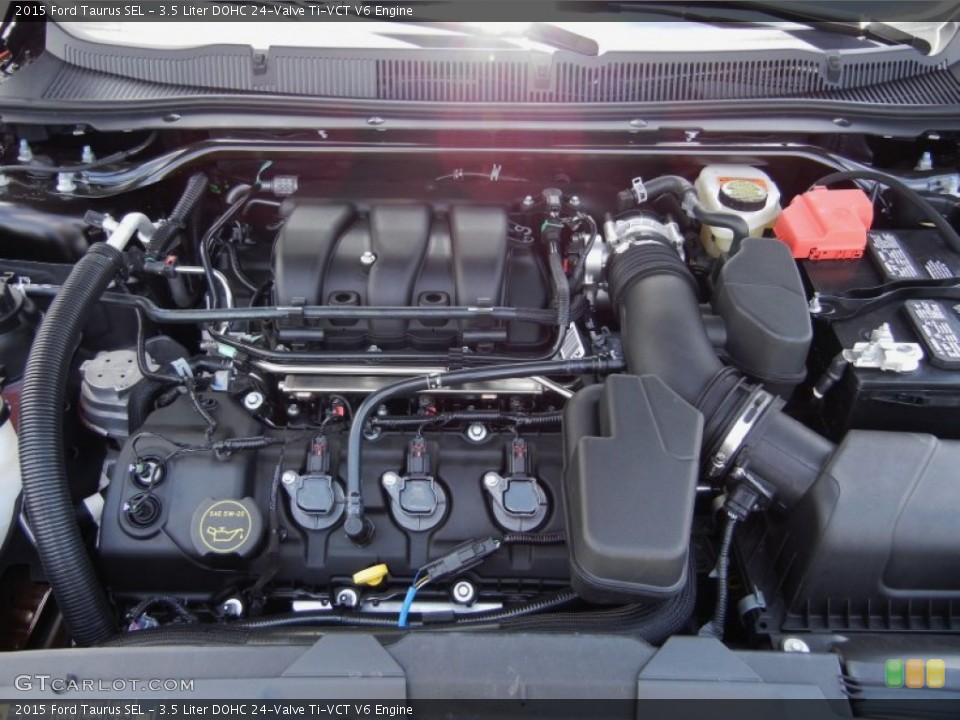 3.5 Liter DOHC 24-Valve Ti-VCT V6 Engine for the 2015 Ford Taurus #95682750