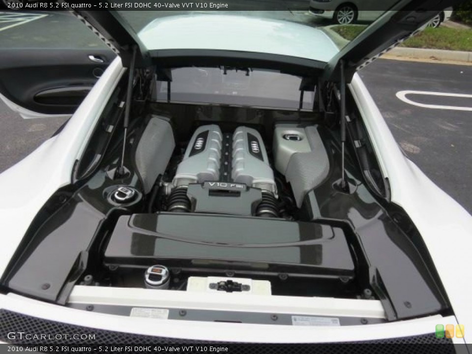5.2 Liter FSI DOHC 40-Valve VVT V10 2010 Audi R8 Engine